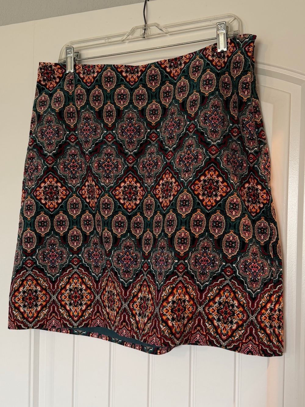 LOFT Multicolor Patterned Mini Skirt in Teal, Rust, and Black